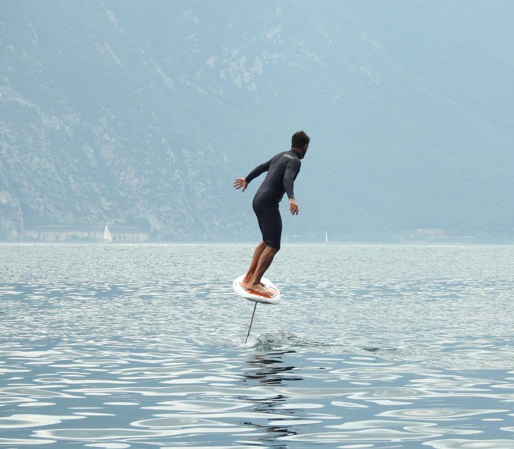 Surf Hotel Pier - Montagnoli Group Limone sul Garda Exterior foto