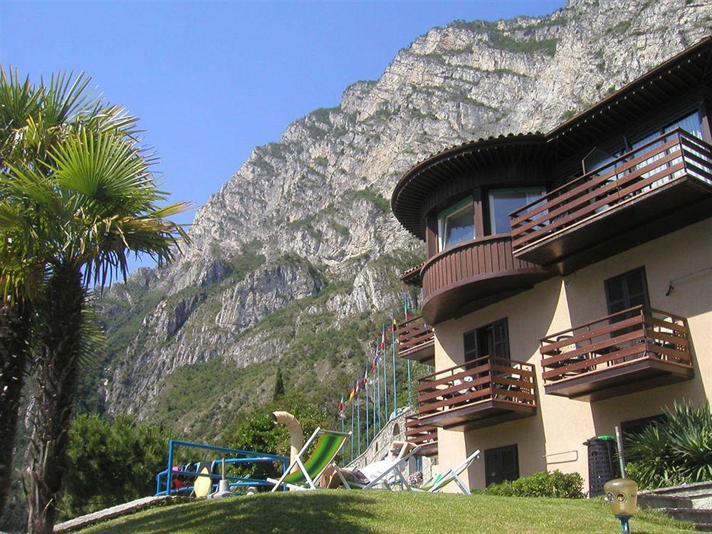 Surf Hotel Pier - Montagnoli Group Limone sul Garda Exterior foto